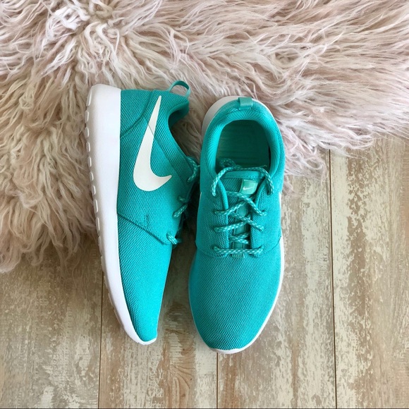 NWT Nike teal Roshe - Picture 7 of 8